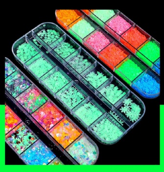 Factory Supply Glow In Dark Mix sizes Mix Shapes Glitter Sequin