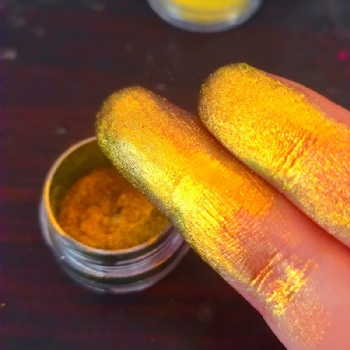 Cosmetic Chameleon Pigment